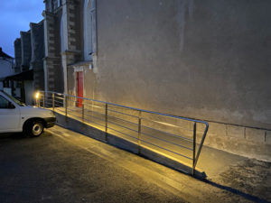 Garde-corps en inox pour l'église de Savenay